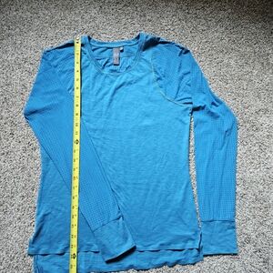 Sweaty Betty Turquoise Activewear Top